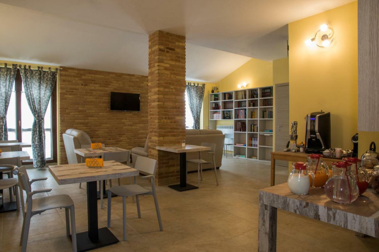 Borgopratole Countryhouse Cingoli Bagian luar foto